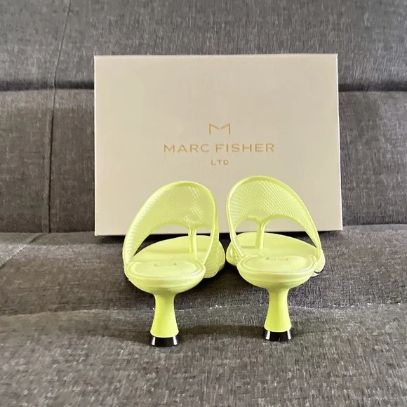 Marc Fisher Dallas Heeled Slide Sandal - Picture 4 of 4